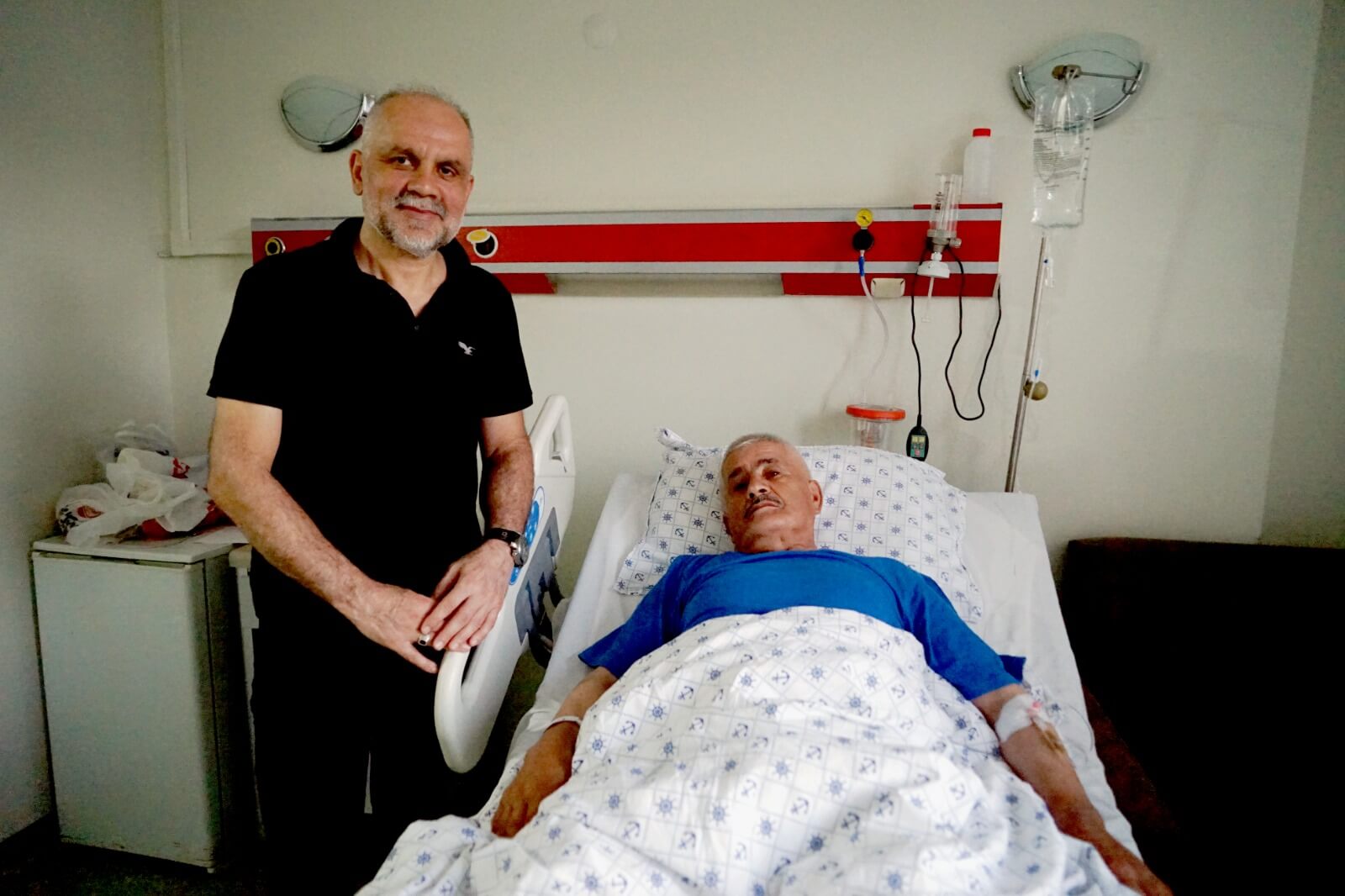 9 Yıldır Yumurta Büyüklüğünde Taşıdığı Taştan Kurtuldu